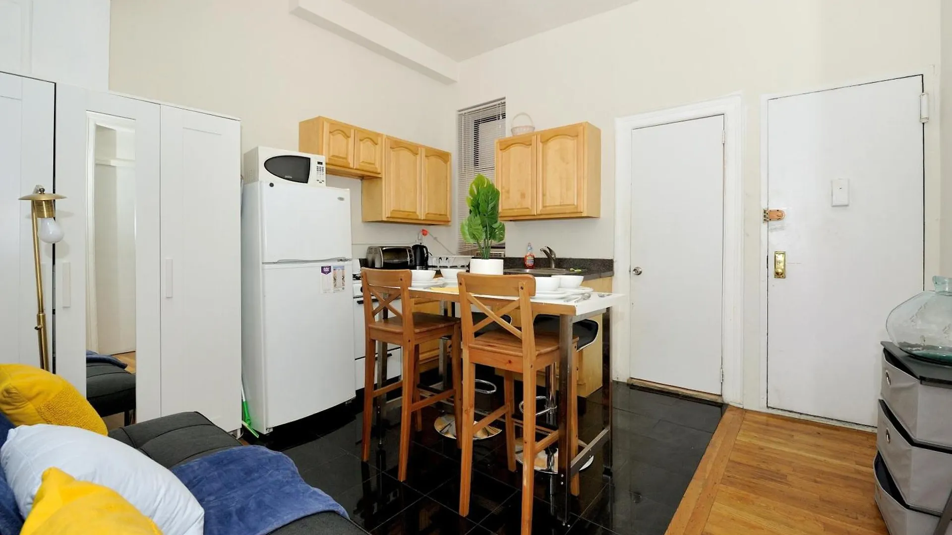 Midtown West Furnished Apartment 3Br Perfect Share 뉴욕