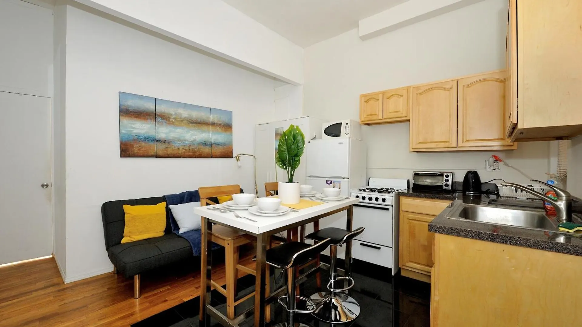 Midtown West Furnished Apartment 3Br Perfect Share New York